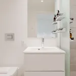 Elegant Lovely Views Apartment *